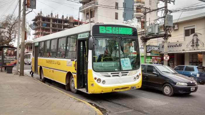 Atención Cambio de recorrido en el transporte público