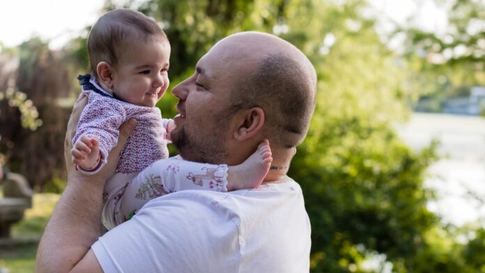 Comienzan A Debatir La Ampliaci N De La Licencia Por Paternidad