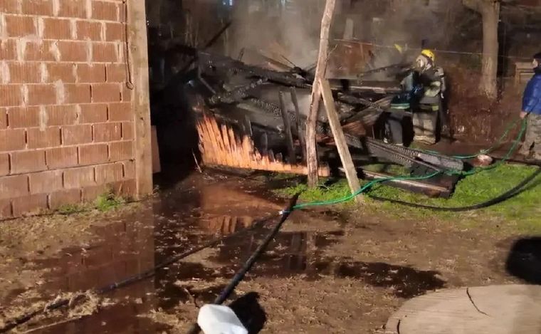 Una Ni A De A Os Con Graves Quemaduras Al Incendiarse Una Casa En