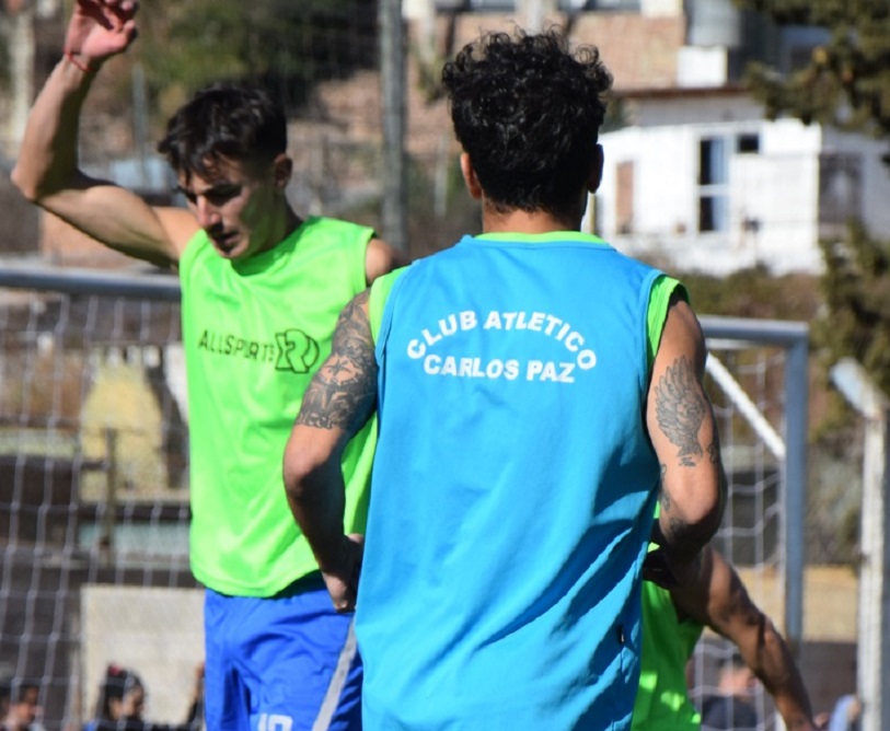 Atlético Carlos Paz no se baja de la cima y juega como local ante Lasallano