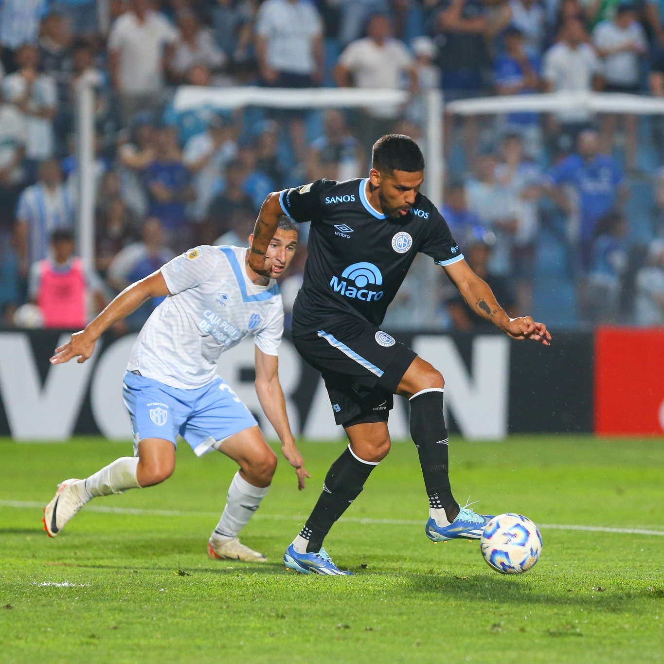 Belgrano volvió a ganar y fue por goleada (show de goles)