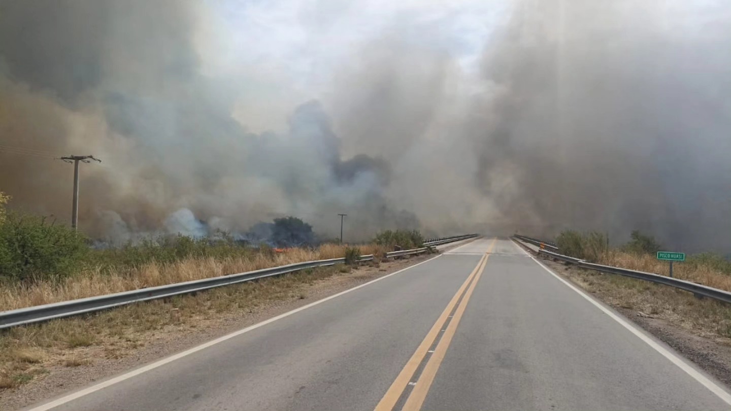 Un nuevo incendio en el norte de Córdoba se suma a los otros dos focos activos