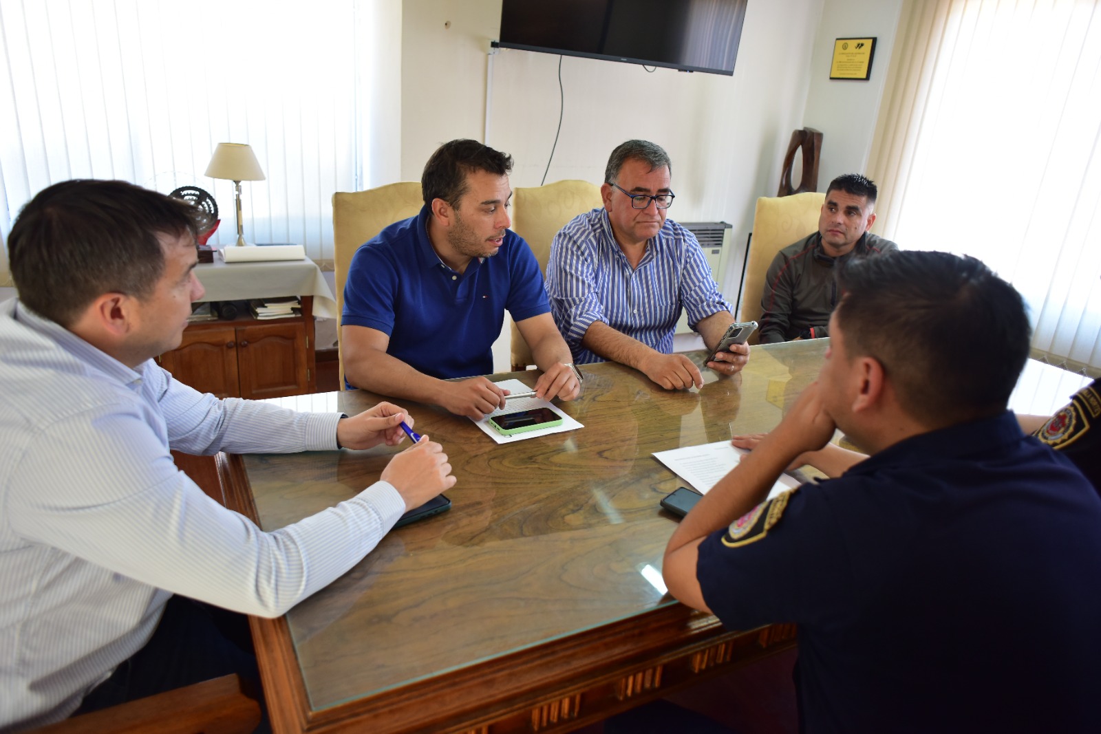 La Cumbre: El intendente se reunió con jefes policiales por la inseguridad