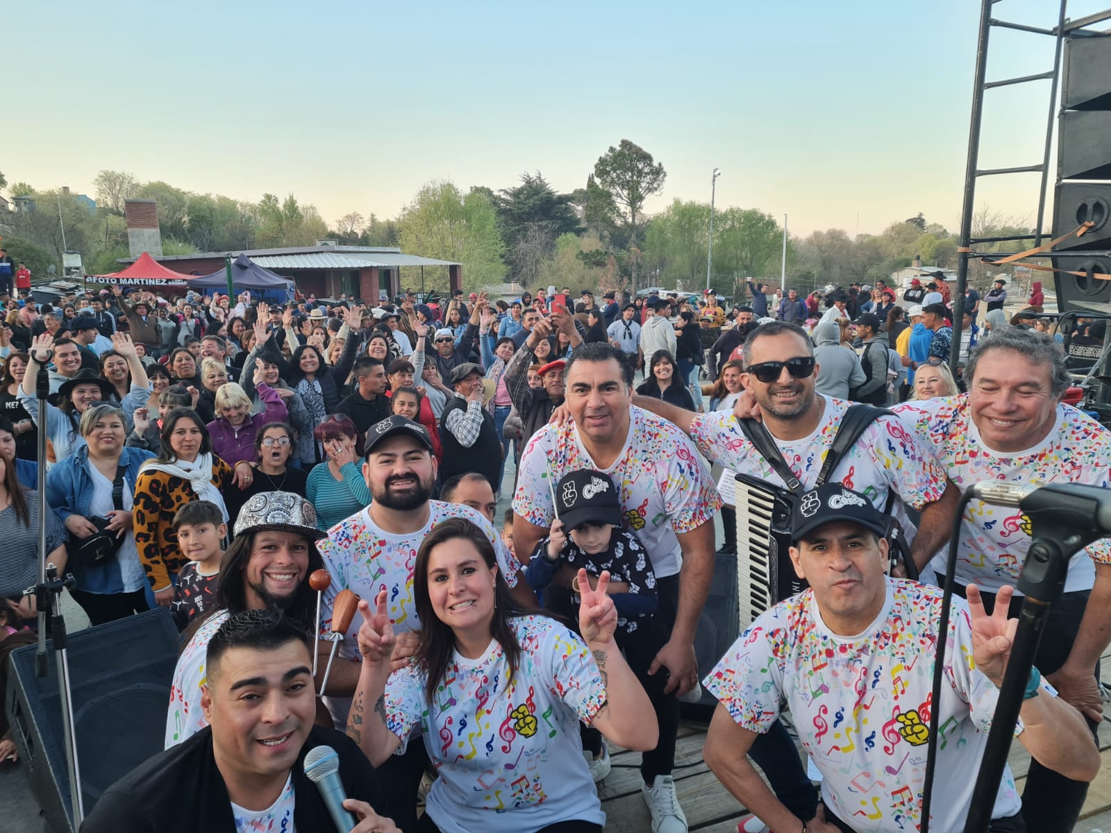 Icho Cruz arrancó a todo ritmo gaucho la celebración de la Fiesta del