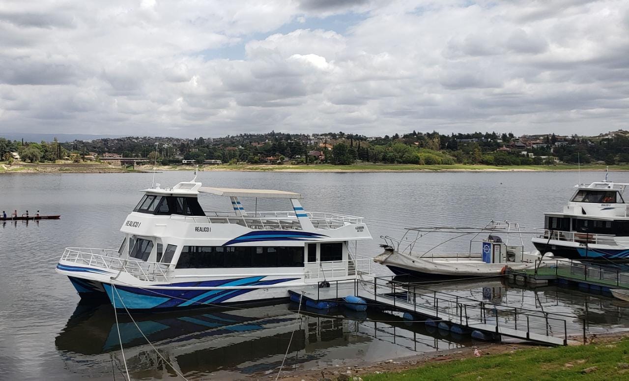 catamaranes carlos paz